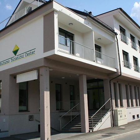 Hotel Oskar Hrib-Loski Potok Bagian luar foto